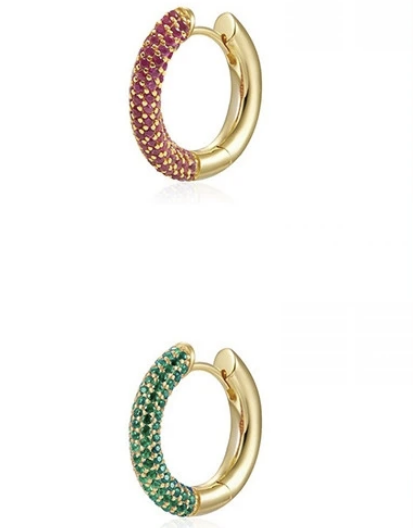 Mila Huggie Hoop Earing